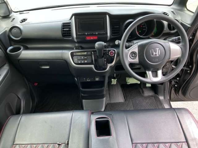N BOX