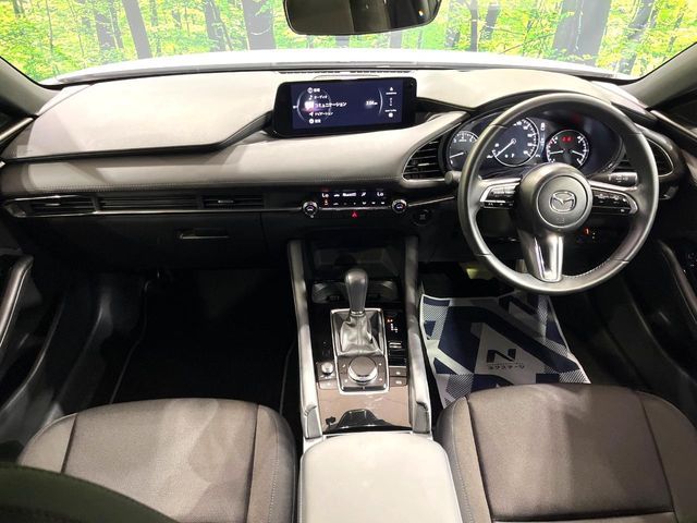 MAZDA3 FASTBACK