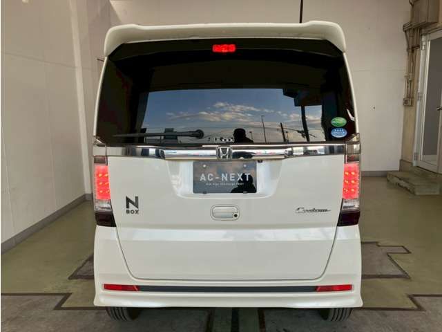 N-BOX