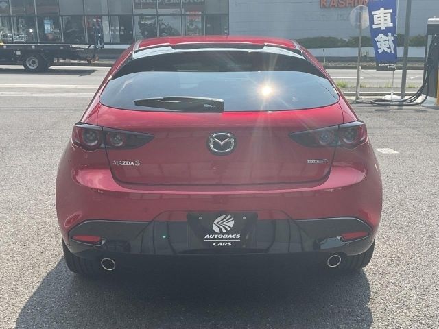 MAZDA3 FASTBACK
