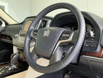 CROWN sedan hybrid