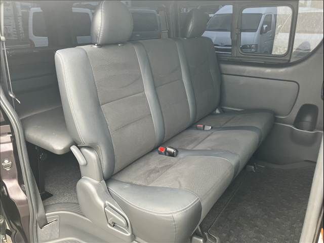 HIACE van 4WD