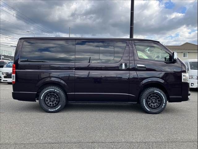 HIACE van 4WD