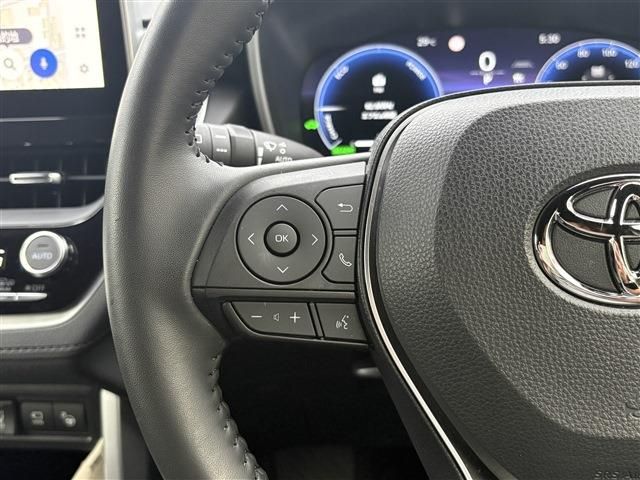 COROLLA CROSS HYBRID