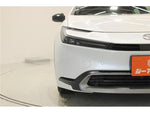 PRIUS 4WD