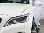 CROWN sedan hybrid