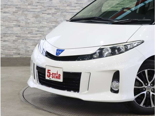 ESTIMA HYBRID 4WD