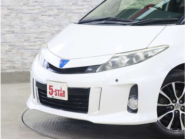 ESTIMA HYBRID 4WD