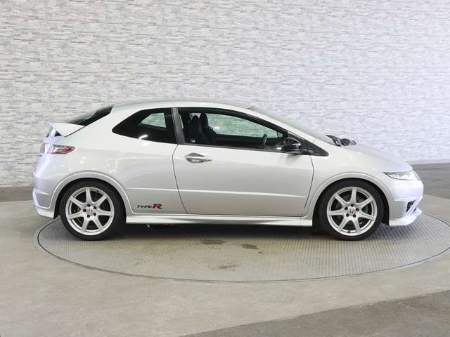 CIVIC hatchback