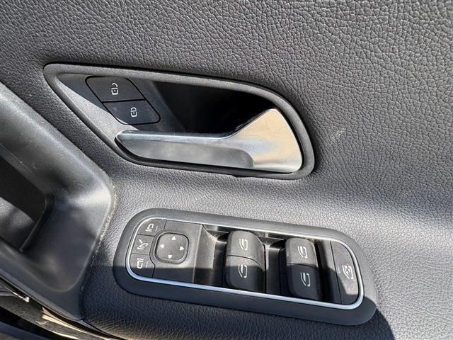 MERCEDES BENZ A class