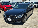 CROWN sedan hybrid