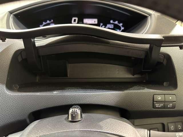 SERENA  S-HYBRID 4WD