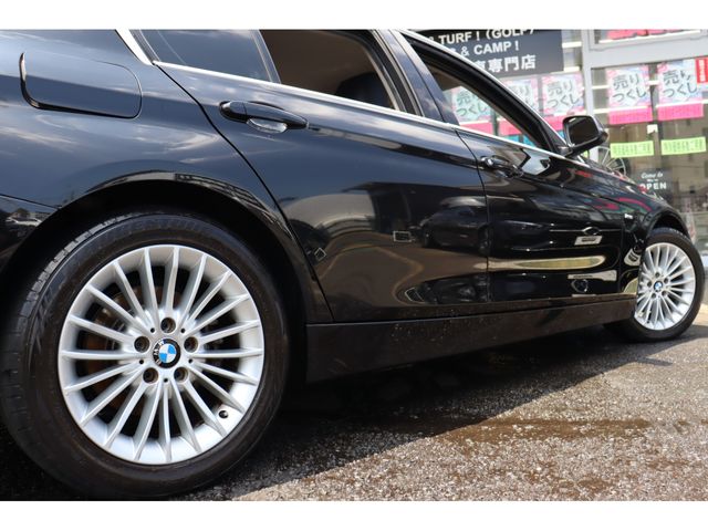 BMW 3series sedan