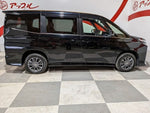 VOXY HYBRID 4WD