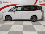 VOXY HYBRID 4WD