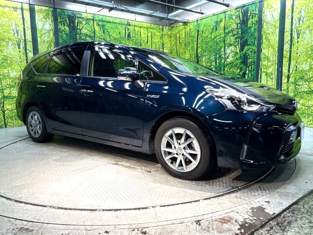 PRIUS Alpha