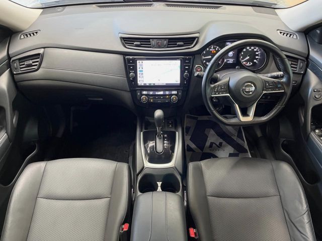X-TRAIL 2WD
