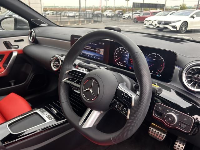 MERCEDES BENZ CLA class