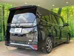 VOXY HYBRID