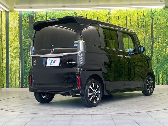 N BOX CUSTOM 4WD