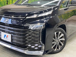 VOXY HYBRID