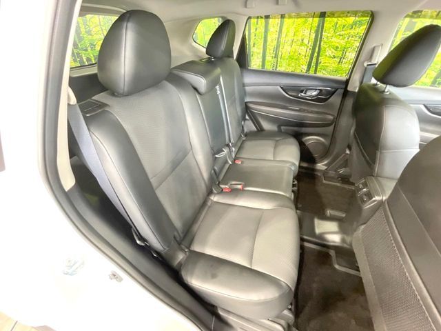 X-TRAIL 2WD