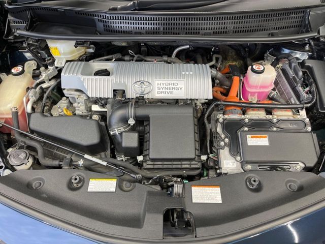 PRIUS Alpha