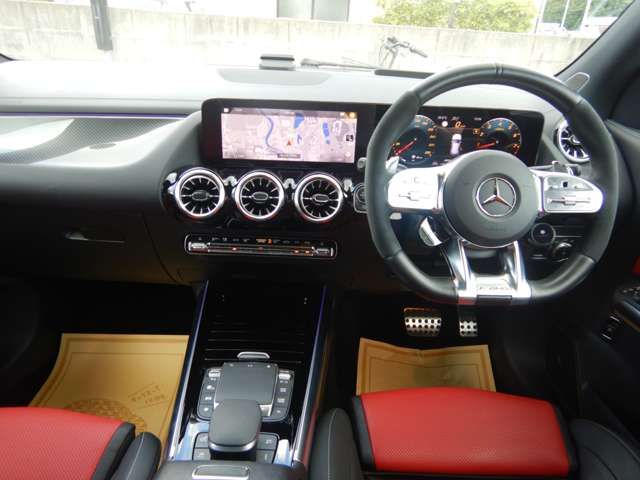MERCEDES AMG GLA class