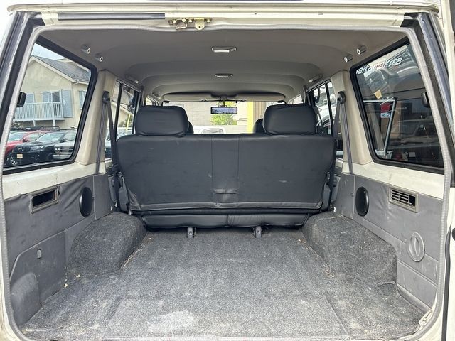 LANDCRUISER van