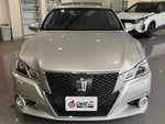 CROWN sedan hybrid