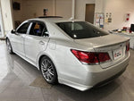 CROWN sedan hybrid