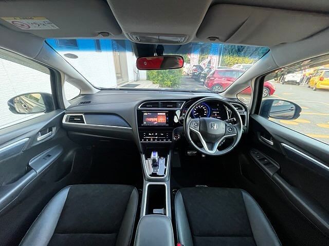 SHUTTLE HYBRID
