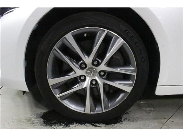 LEXUS IS200t