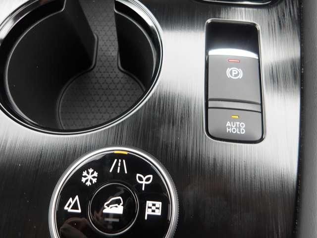 X-TRAIL HYBRID 4WD