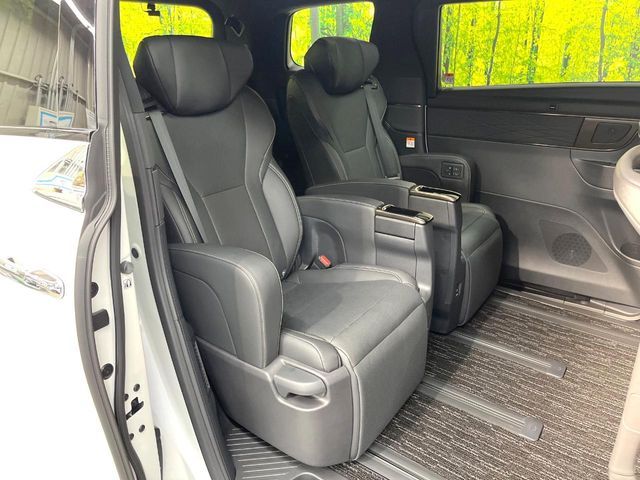 ALPHARD hybrid