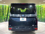 VOXY HYBRID