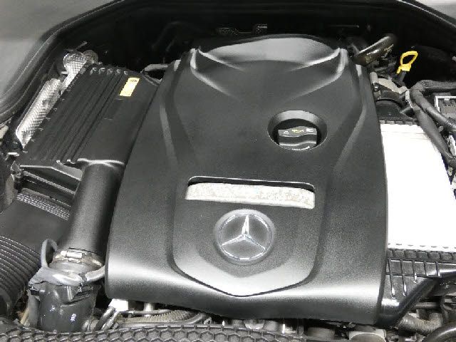 MERCEDES BENZ E class sedan