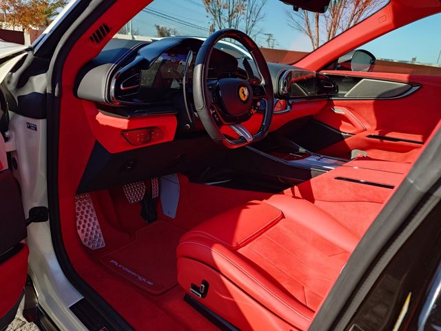 FERRARI Purosangue