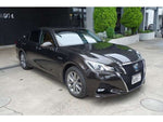 CROWN sedan hybrid 4WD
