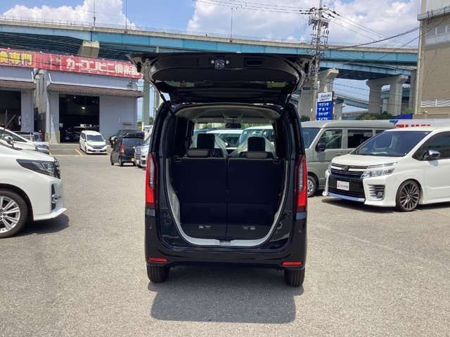 N BOX