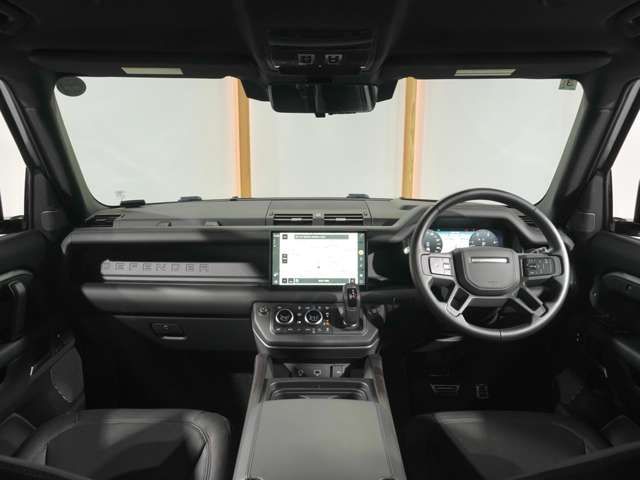 ROVER DEFENDER