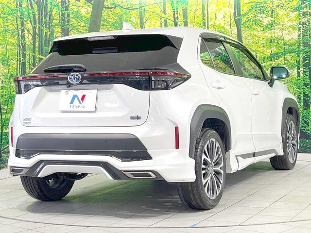 YARIS CROSS HYBRID