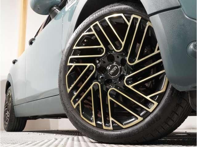 MINI COOPER D CLUBMAN