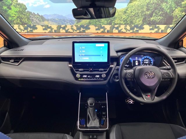 COROLLA CROSS HYBRID