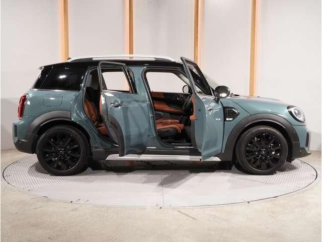 MINI COOPER D CROSSOVER