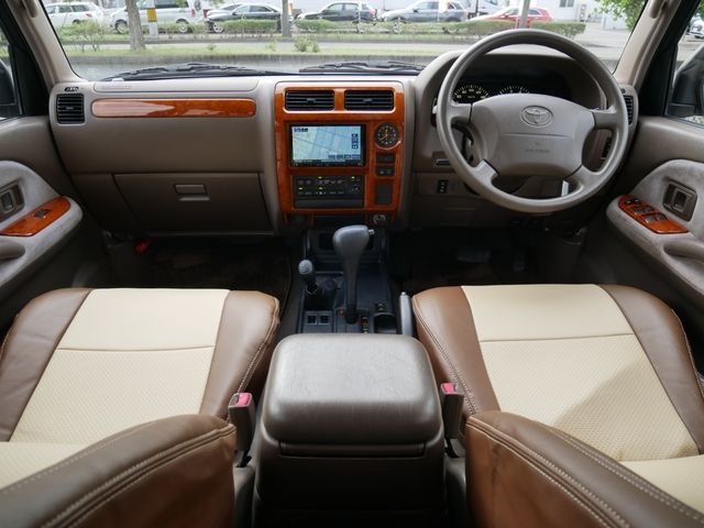 LANDCRUISER PRADO