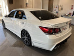 CROWN sedan hybrid