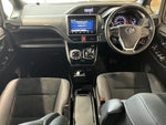 VOXY HYBRID