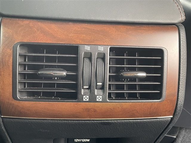 LEXUS LS600h