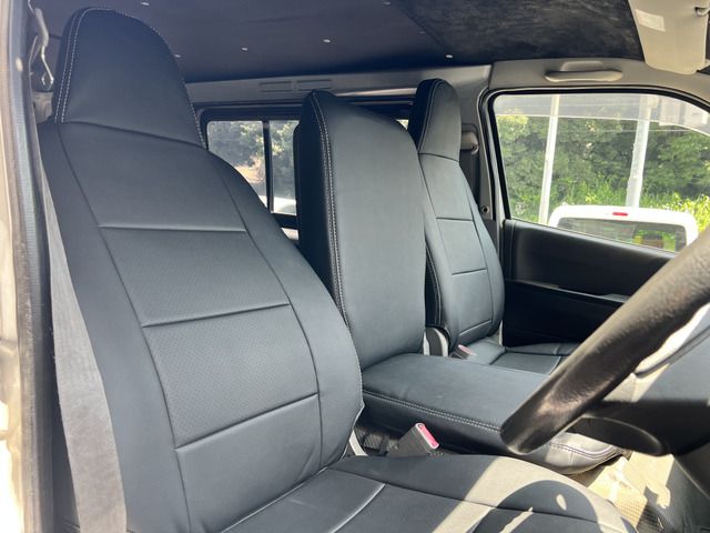 HIACE van 2WD